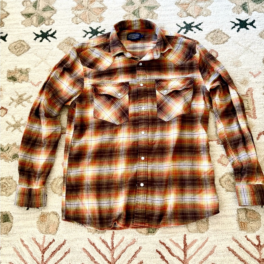 Pendleton Flannel Snapfront Medium - image 1
